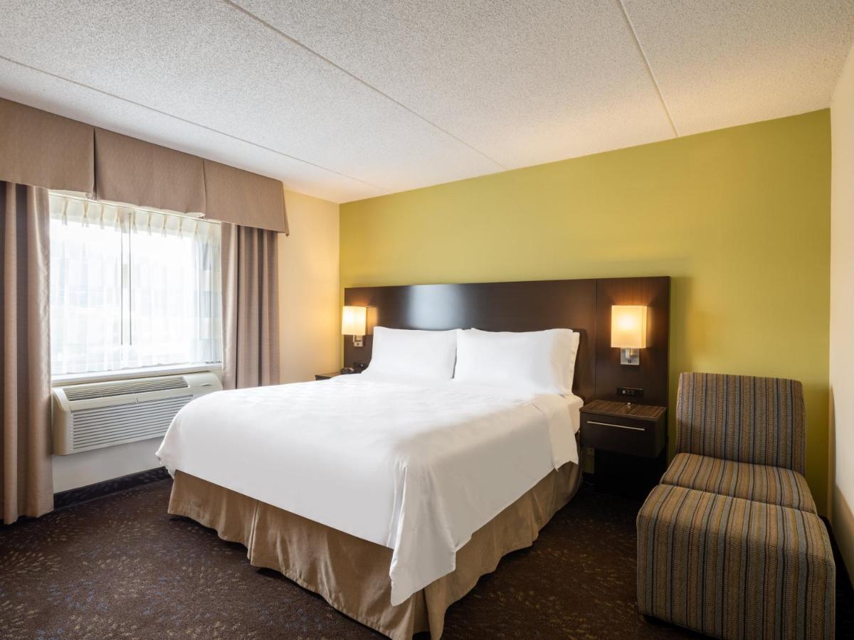 Holiday Inn Greensboro Coliseum By Ihg Zewnętrze zdjęcie