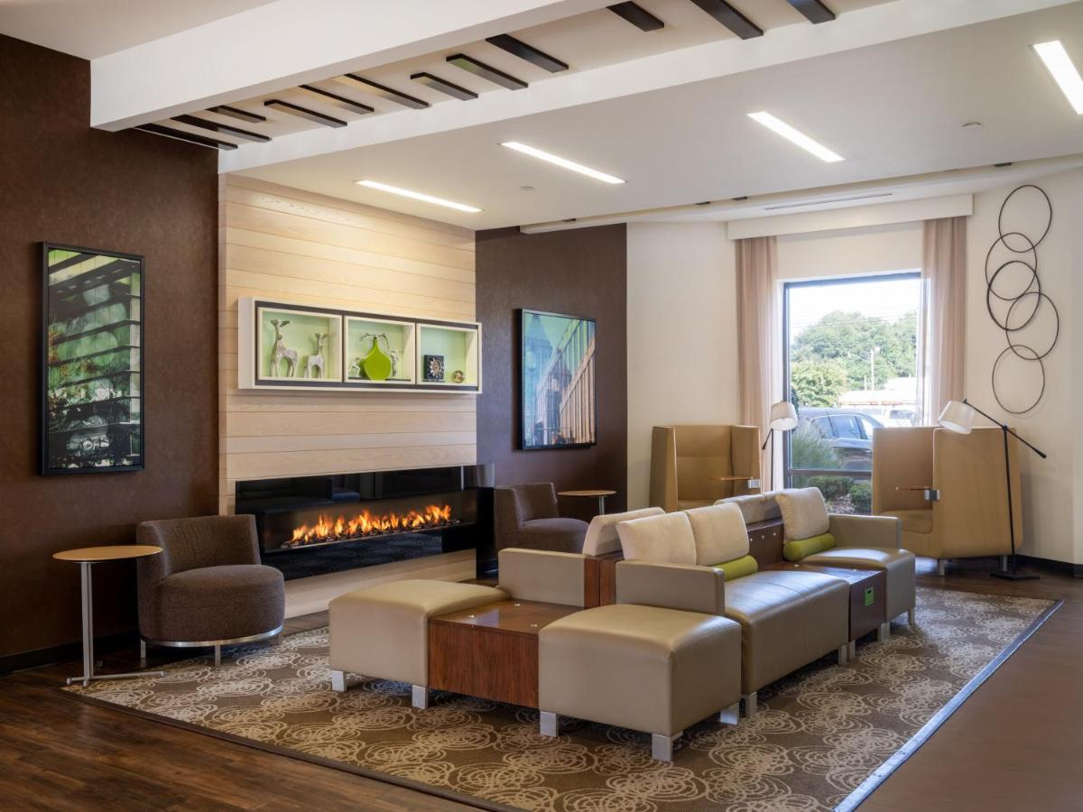 Holiday Inn Greensboro Coliseum By Ihg Zewnętrze zdjęcie