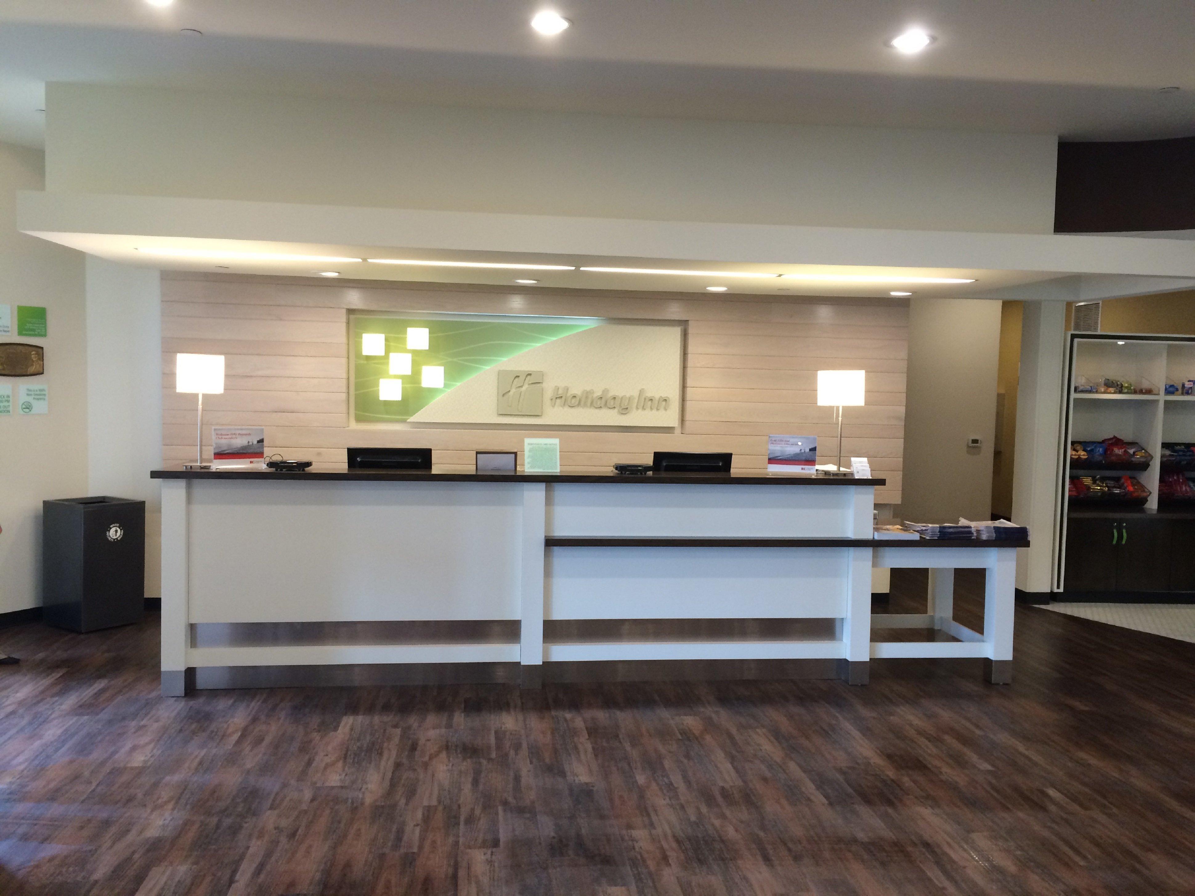 Holiday Inn Greensboro Coliseum By Ihg Zewnętrze zdjęcie