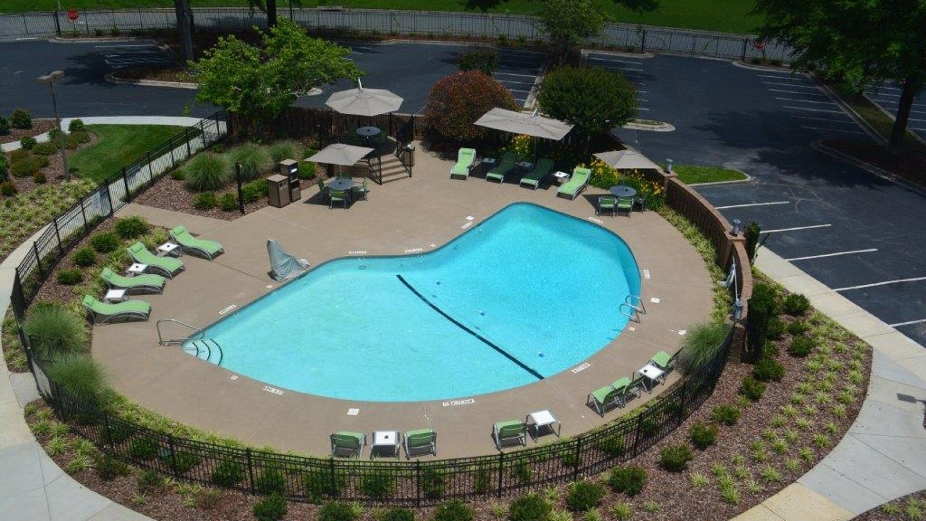 Holiday Inn Greensboro Coliseum By Ihg Zewnętrze zdjęcie